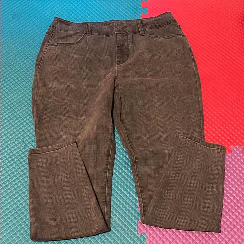 Maurices Grey Skinny Pants